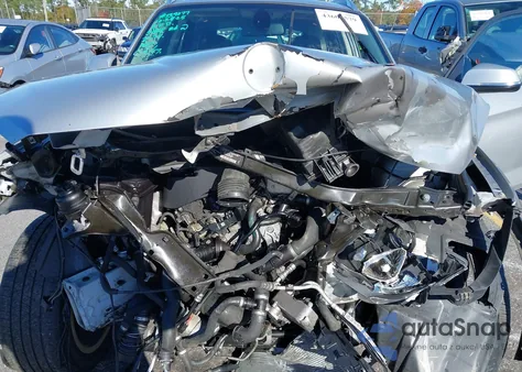 2013 BMW X1 xDrive28I из США, поврежденный, VIN WBAVL1C55DVR83127